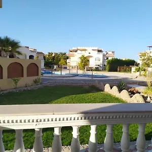 Villa 4 Bed