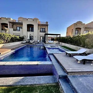 빌라 Luxurious With Infinity Private Pool & Jacuzzi Over Sabina Island's Lagoon *