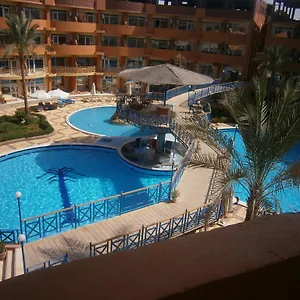 Resort Oasis &
