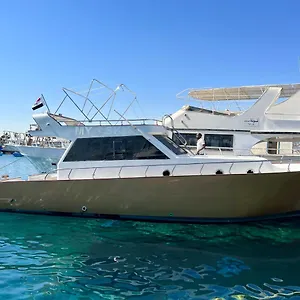 Botel My Sky-private Boat With Staff Hurghada