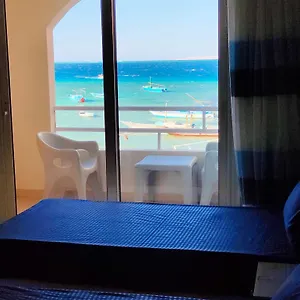 Front Aparthotel Hurghada