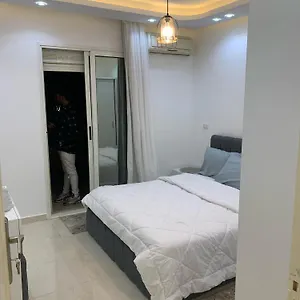 Paradise Hill 604 酒店 洪加達