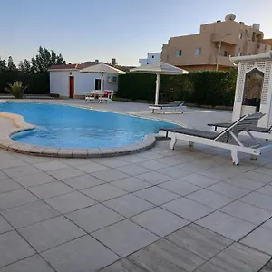 Yulla Hurghada
