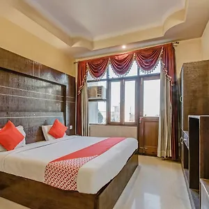 Vipul Palace *