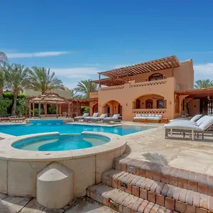 Villa 6br In North Golf El Gouna Private Pool Lagoon