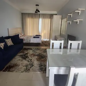 Apartment In Old Sheraton *